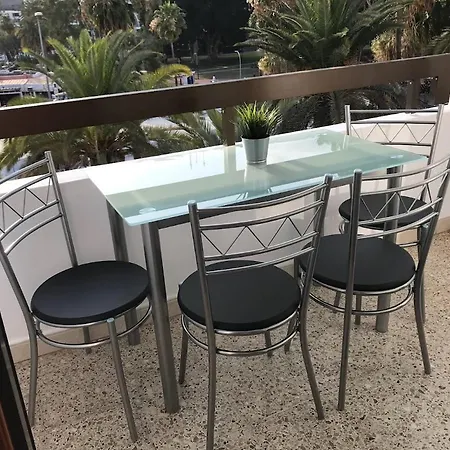 3 Minutes From Puerto Rico Apartment