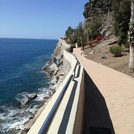 Apartment 3 Minutes From Puerto Rico