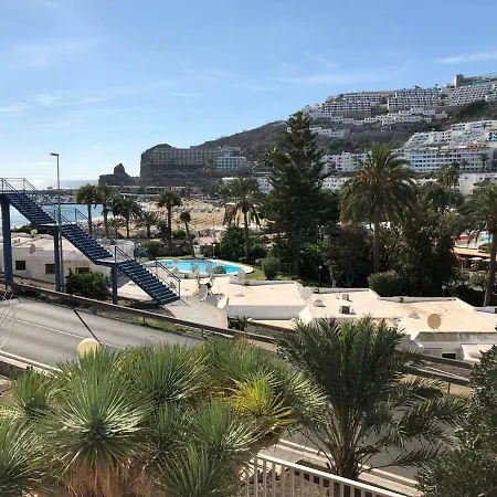 3 Minutes From Puerto Rico Apartment