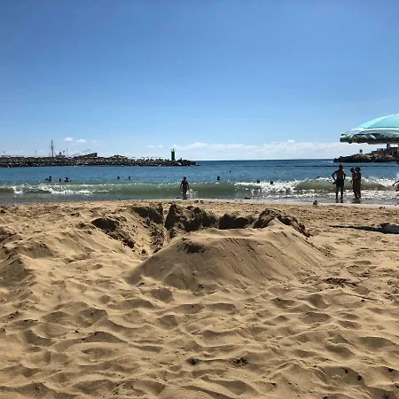 3 Minutes From Puerto Rico Apartment