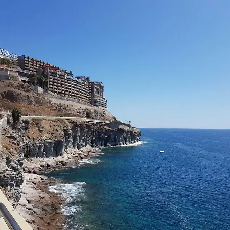 3 Minutes From Puerto Rico Apartment *